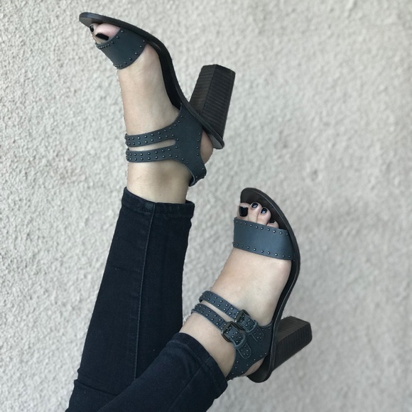 Black Studs Smooth Leather Block Heel Sandals - Picture 5 of 8